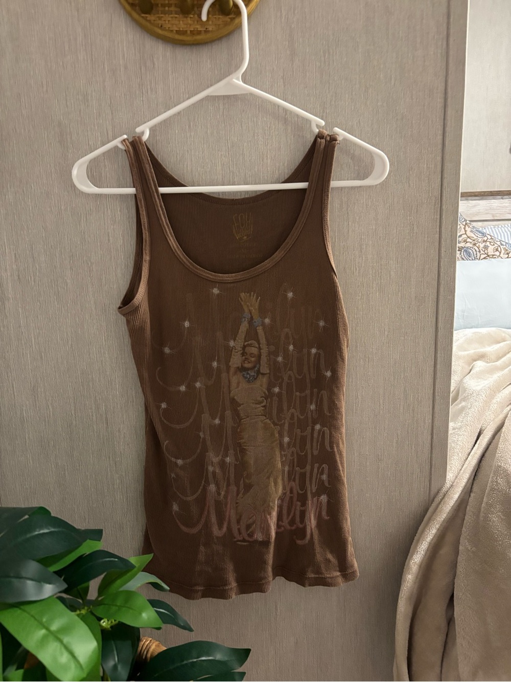 Brown Graphic Scoop Neck Tank Top - Women
